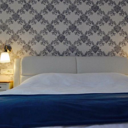 Lovelystay Oldtown Studio Brasov Exterior photo